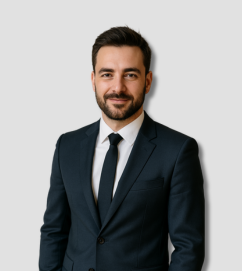 Portrait of Omar Farsi